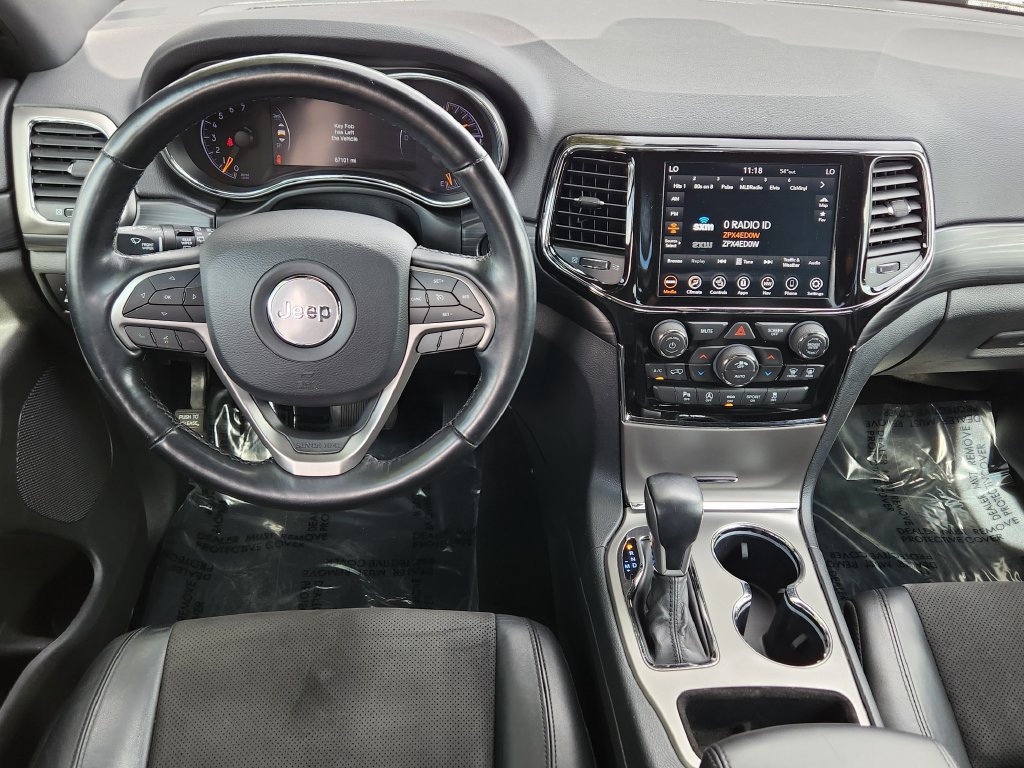 Used 2020 Jeep Grand Cherokee Altitude AWD/4WD image 3