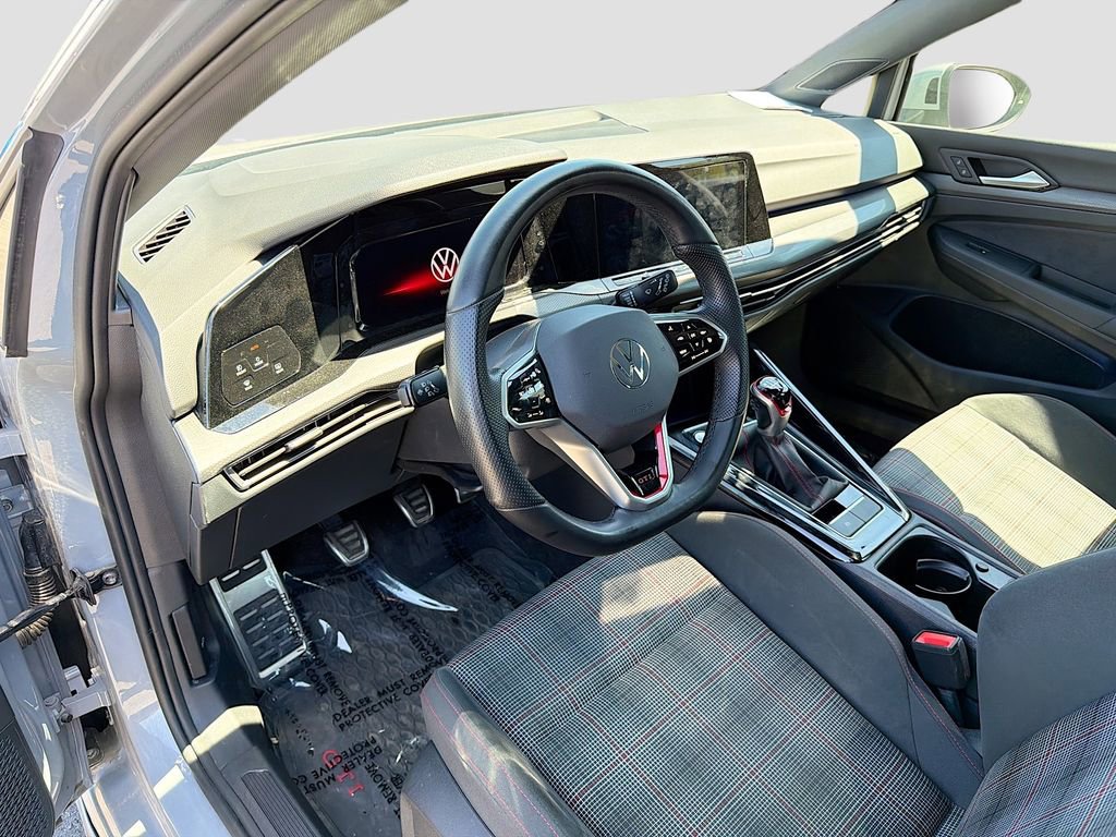 Used 2023 Volkswagen GTI SE FWD image 9