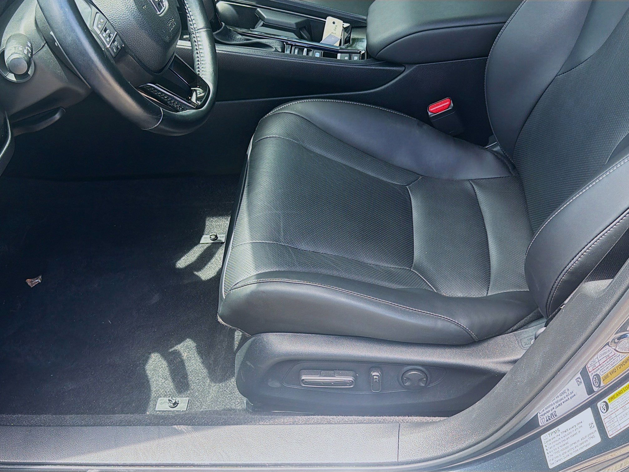 Used 2024 Honda Accord EX-L image 15