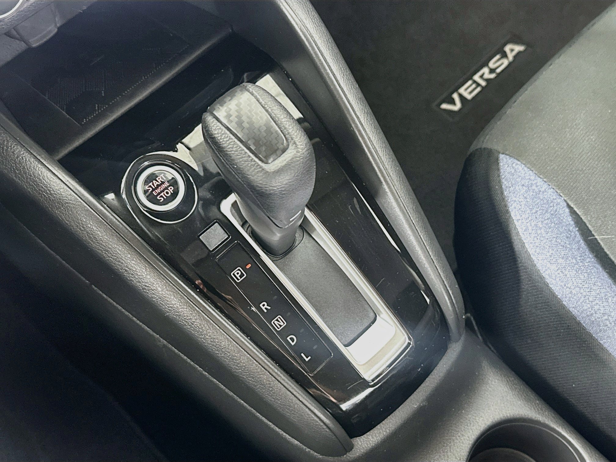 Used 2025 Nissan Versa SV FWD image 24