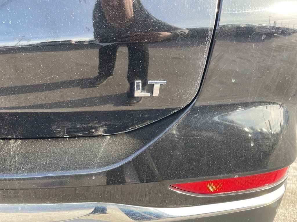 Used 2019 Chevrolet Equinox LT w/ Driver Convenience Package image 5