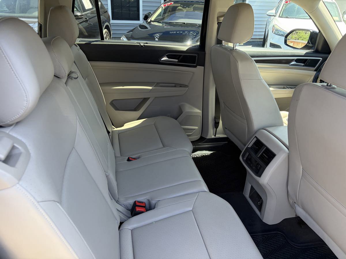 Used 2018 Volkswagen Atlas SE AWD/4WD image 23