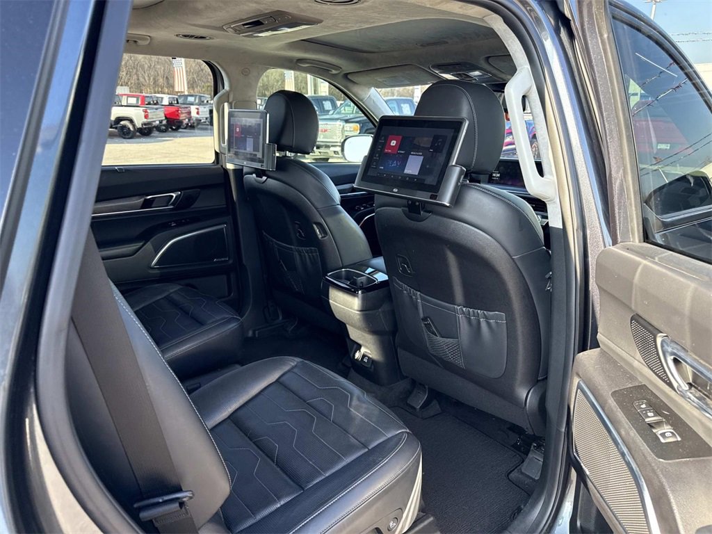 Used 2022 Kia Telluride SX w/ SX Prestige Package image 31