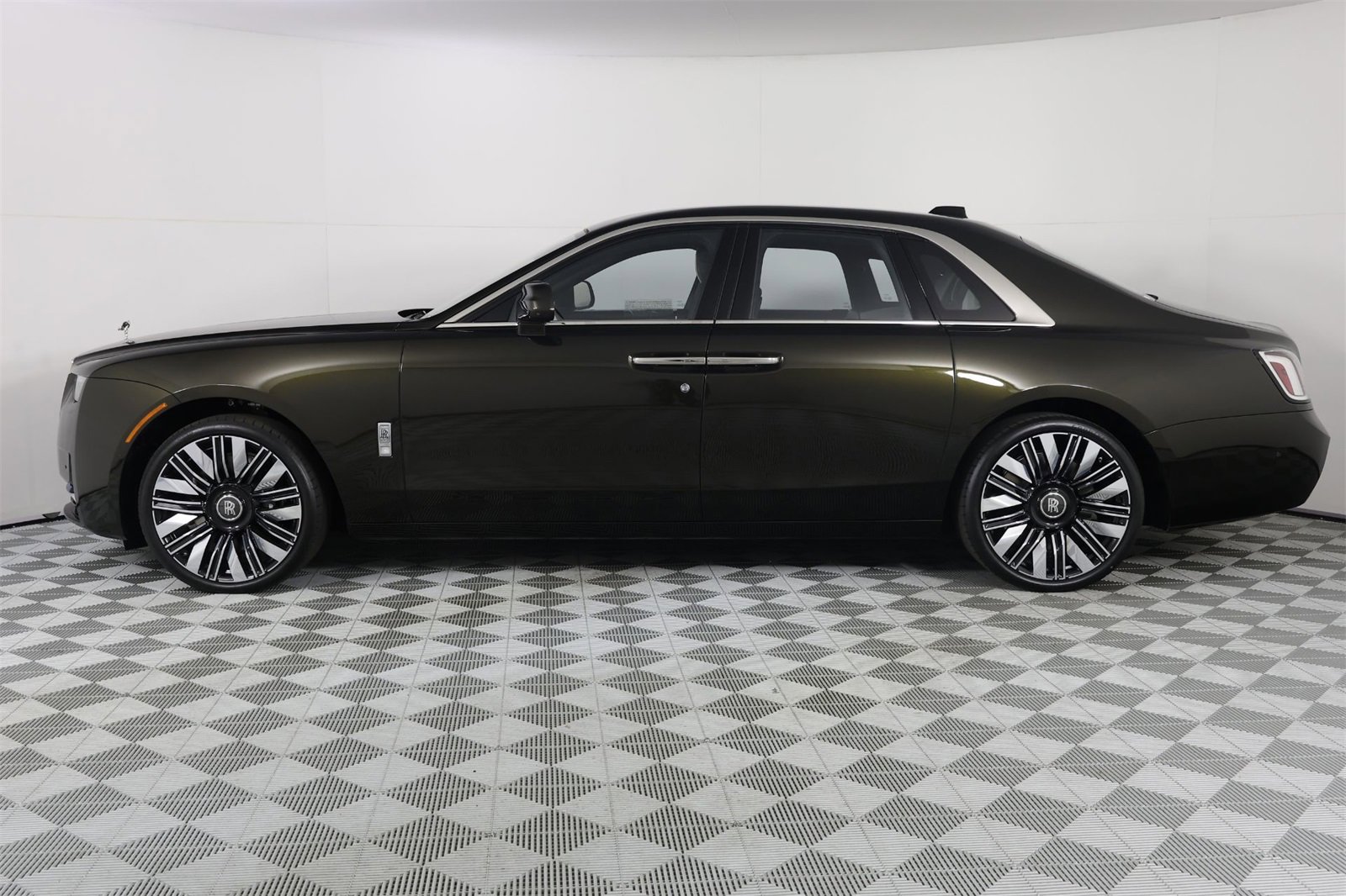 New 2026 Rolls-Royce Ghost video 2