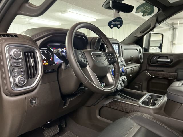 Certified 2021 GMC Sierra 2500 Denali w/ Denali Ultimate Package AWD/4WD image 10