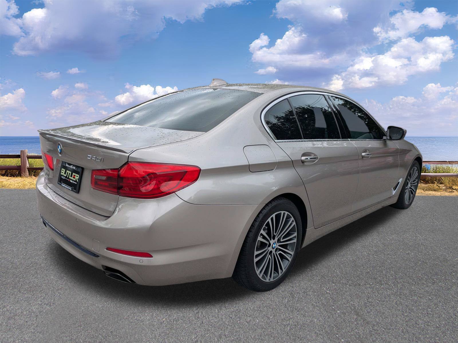 Used 2018 BMW 540i RWD image 8