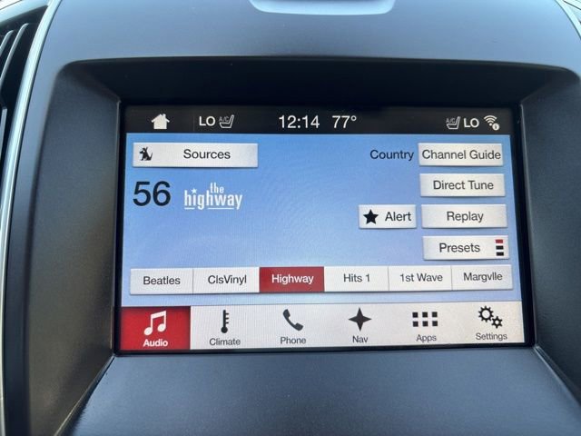 Used 2017 Ford Edge Titanium w/ Equipment Group 302A AWD/4WD image 7