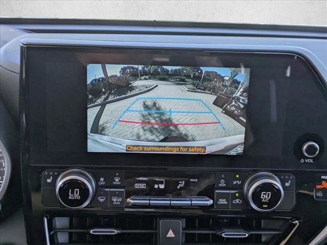 New 2025 Toyota Highlander XLE image 13