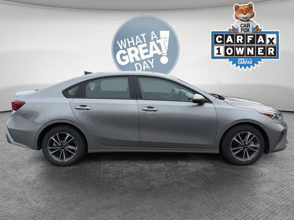 Certified 2024 Kia Forte LXS image 2