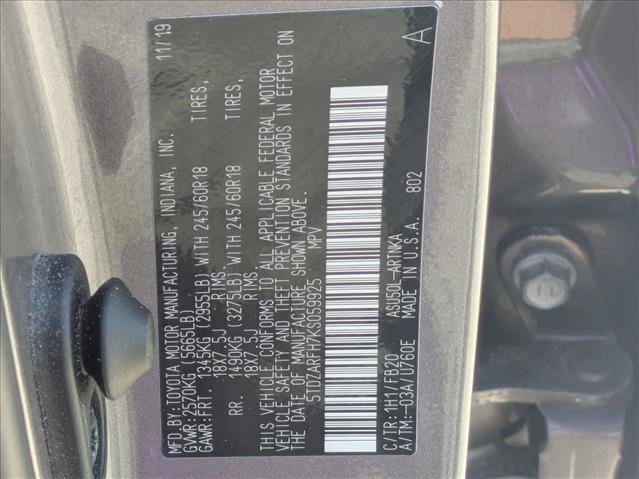 Used 2019 Toyota Highlander LE FWD image 24