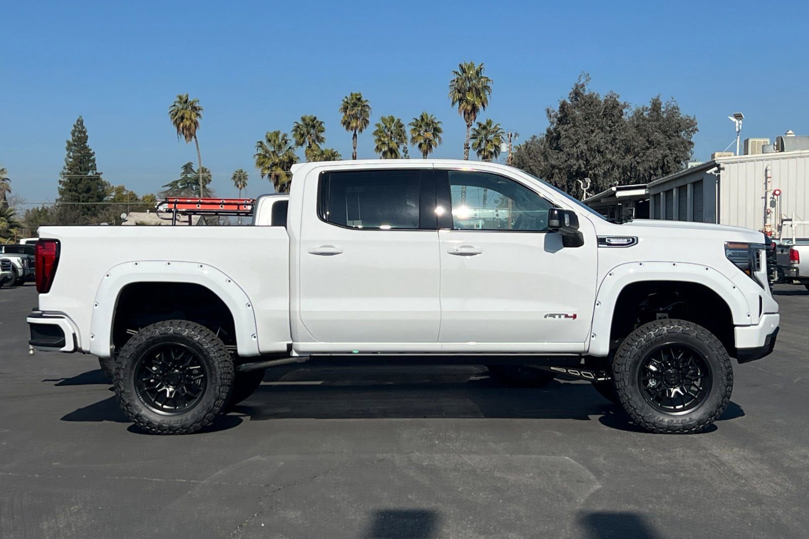 New 2026 GMC Sierra 1500 AT4 image 4