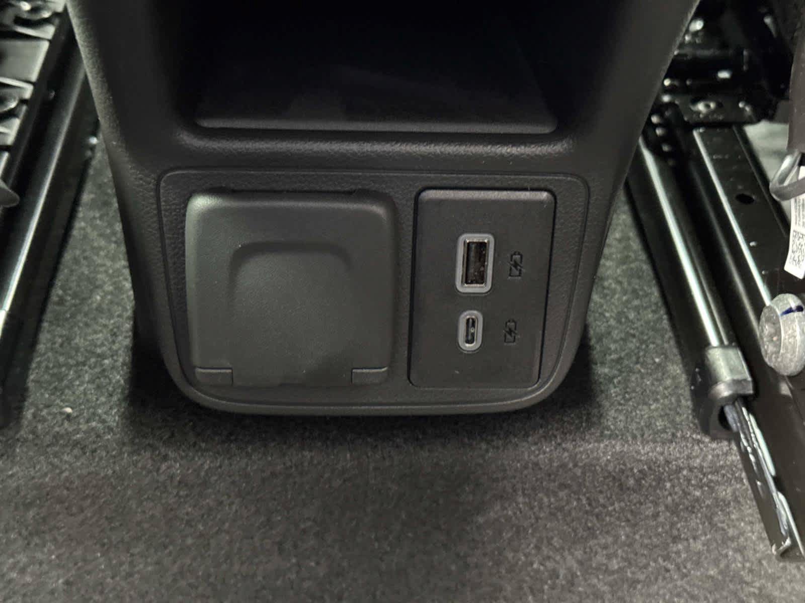New 2026 Chevrolet TrailBlazer RS w/ Convenience Package FWD image 9