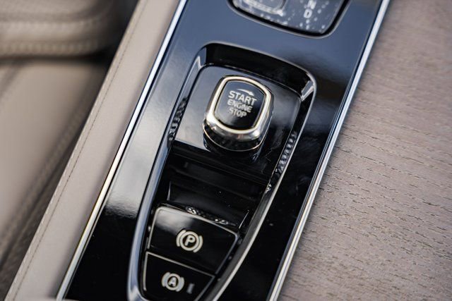 Used 2026 Volvo XC90 B6 Ultra w/ Protection Package Premier image 23