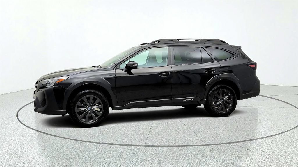 Used 2025 Subaru Outback Onyx Edition AWD/4WD image 8