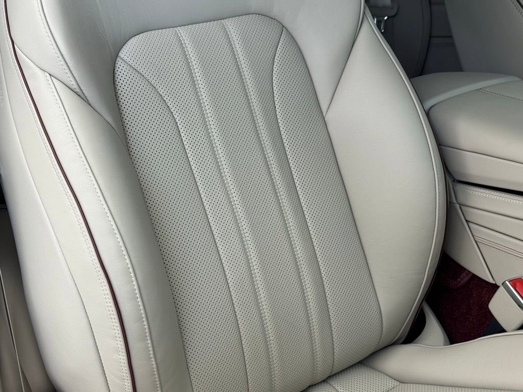 Used 2024 Bentley Continental GT image 43