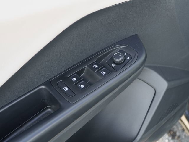 Used 2025 Volkswagen Taos S image 16