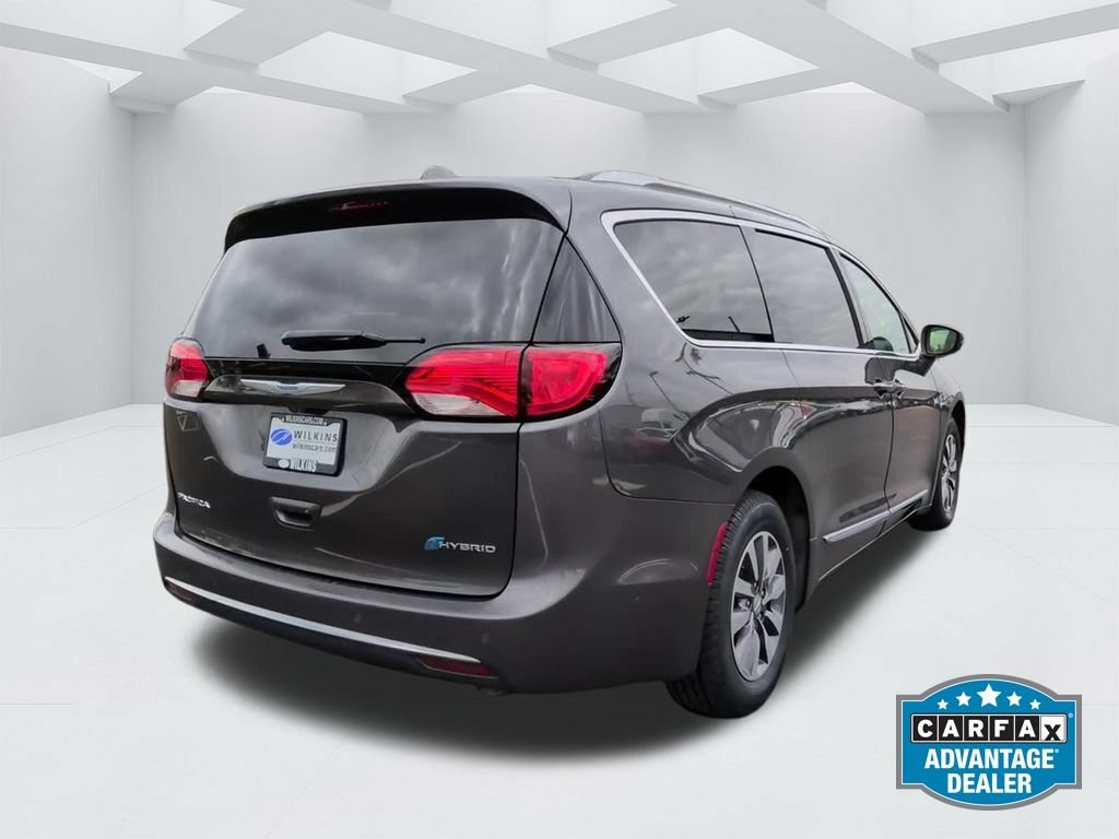 Used 2020 Chrysler Pacifica Limited w/ Advanced Safetytec Group FWD image 5