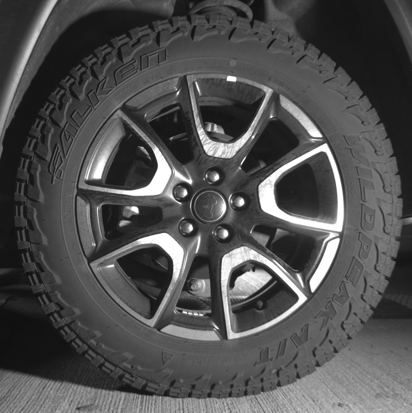 Used 2025 Jeep Compass Trailhawk AWD/4WD image 14