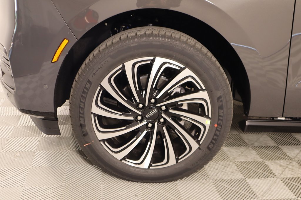 New 2025 Lincoln Navigator L Black Label image 20