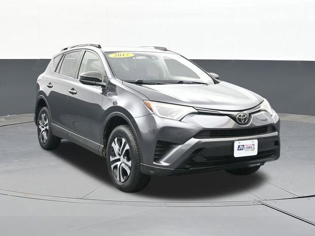 Used 2017 Toyota RAV4 LE image 20