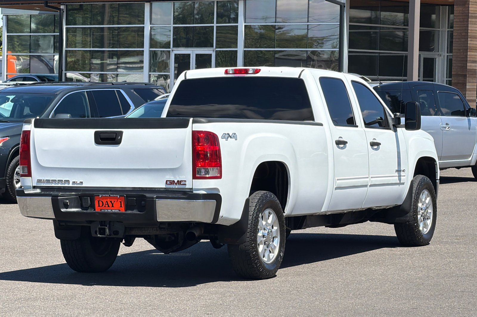 Used 2014 GMC Sierra 3500 SLE AWD/4WD image 5