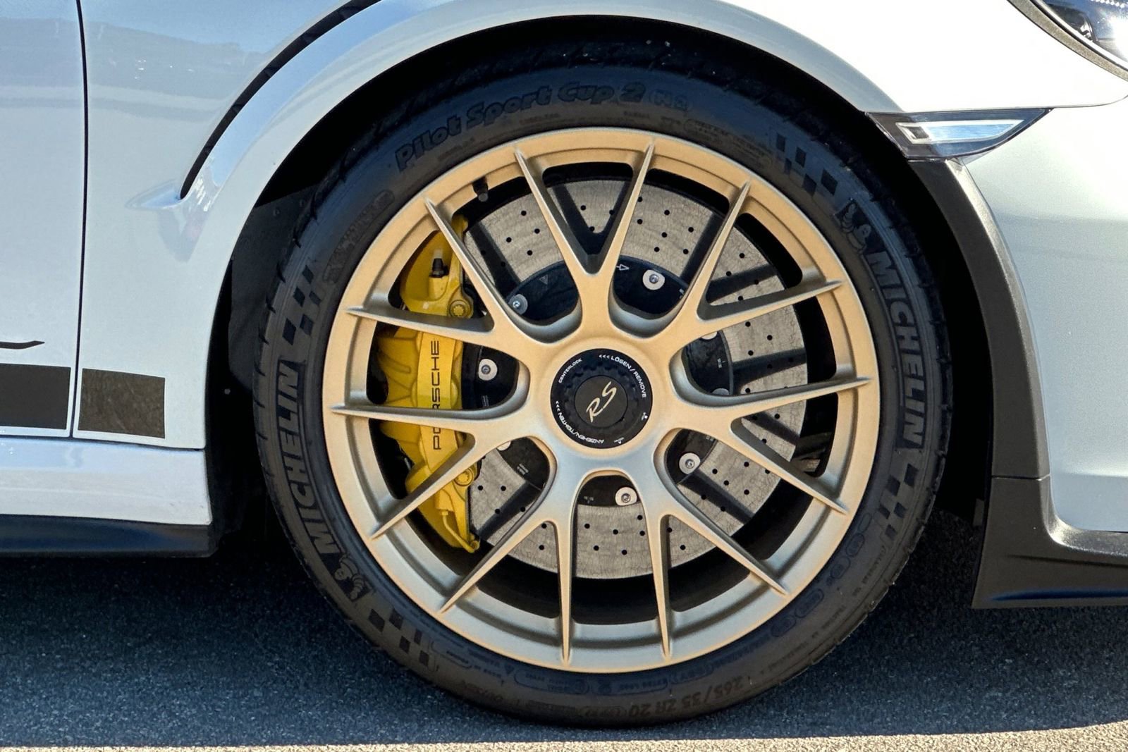 Used 2019 Porsche 911 GT3 RS image 41