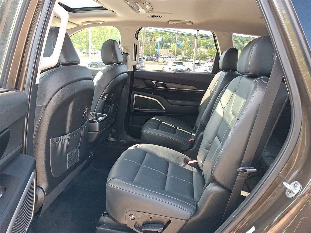 Certified 2021 Kia Telluride EX w/ EX Premium Package image 12