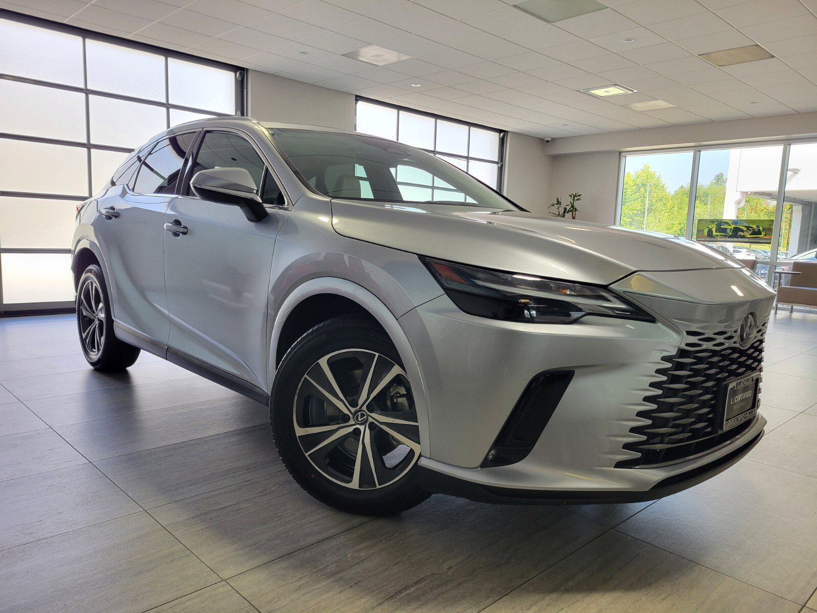 Certified 2023 Lexus RX 350 FWD w/ Cold Area Package image 8