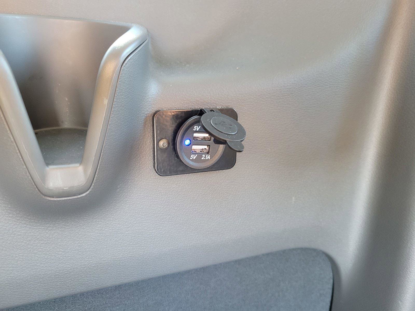 Used 2022 Ford Transit 350 XLT image 17