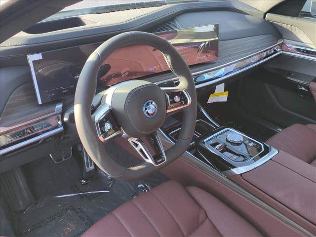 New 2026 BMW i7 xDrive60 AWD/4WD image 3