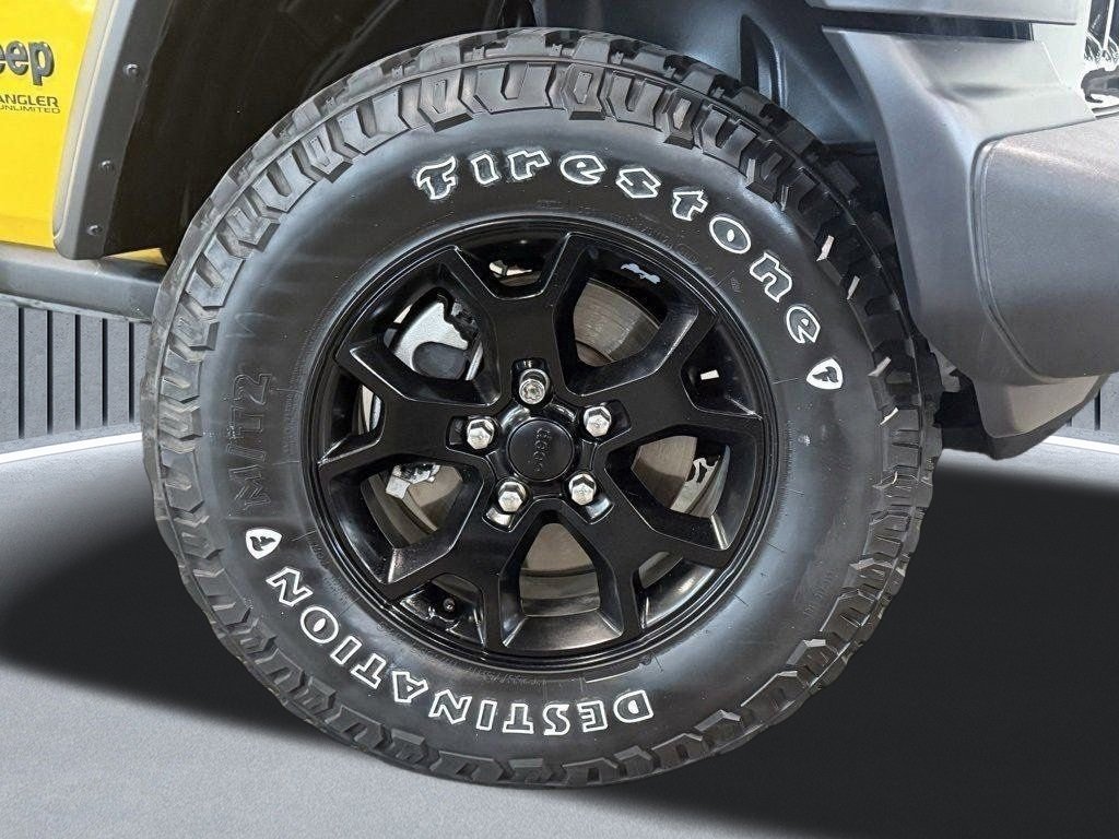 Used 2020 Jeep Wrangler Unlimited Willys image 14
