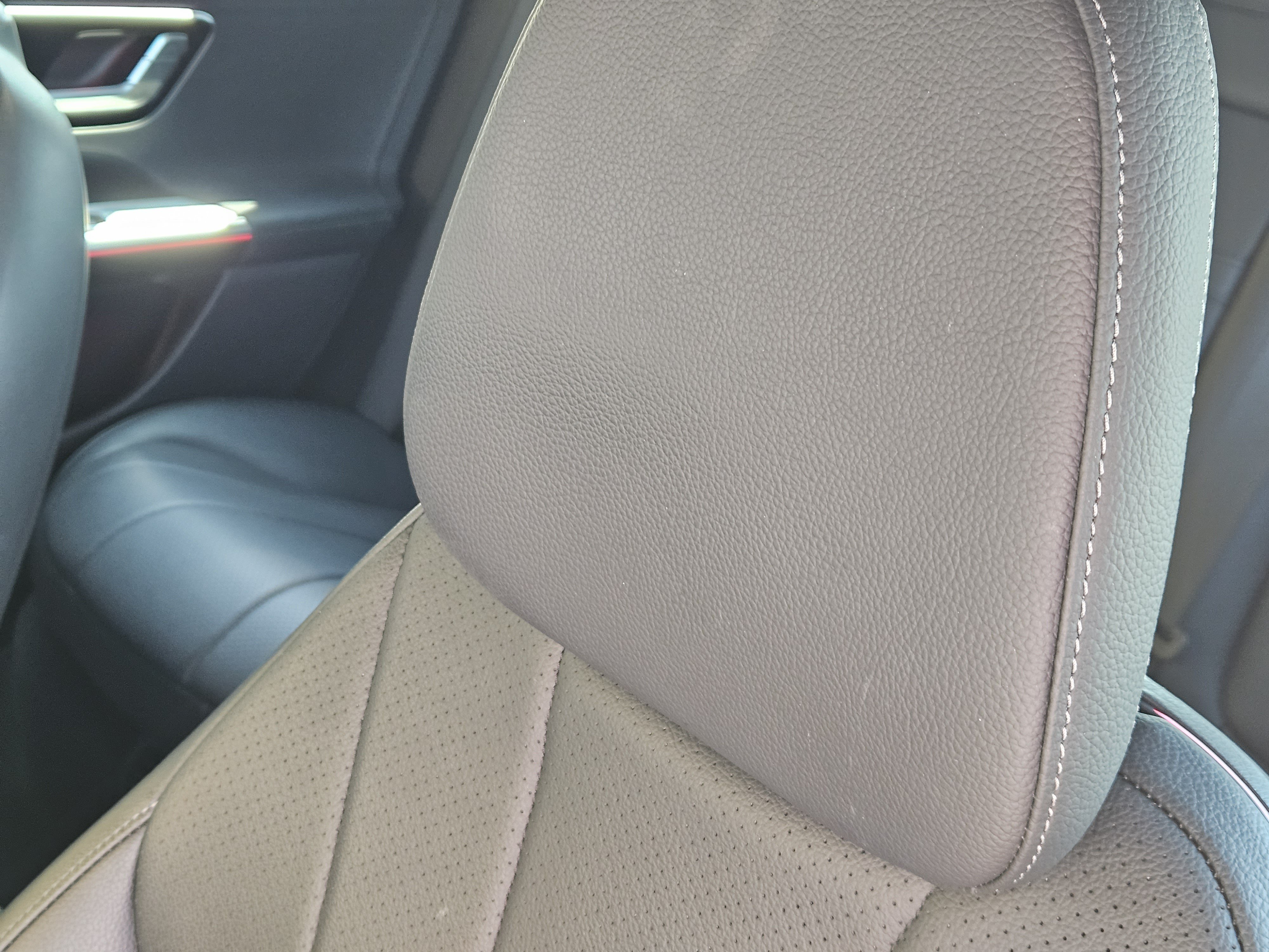 Used 2023 Mercedes-Benz EQE 350+ 4MATIC Sedan image 16