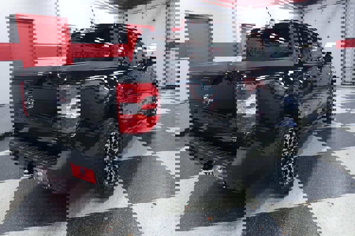 Used 2022 Ford Maverick Lariat w/ Lariat Luxury Package image 7