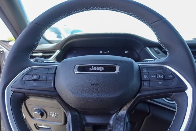 New 2025 Jeep Grand Cherokee L Altitude image 15