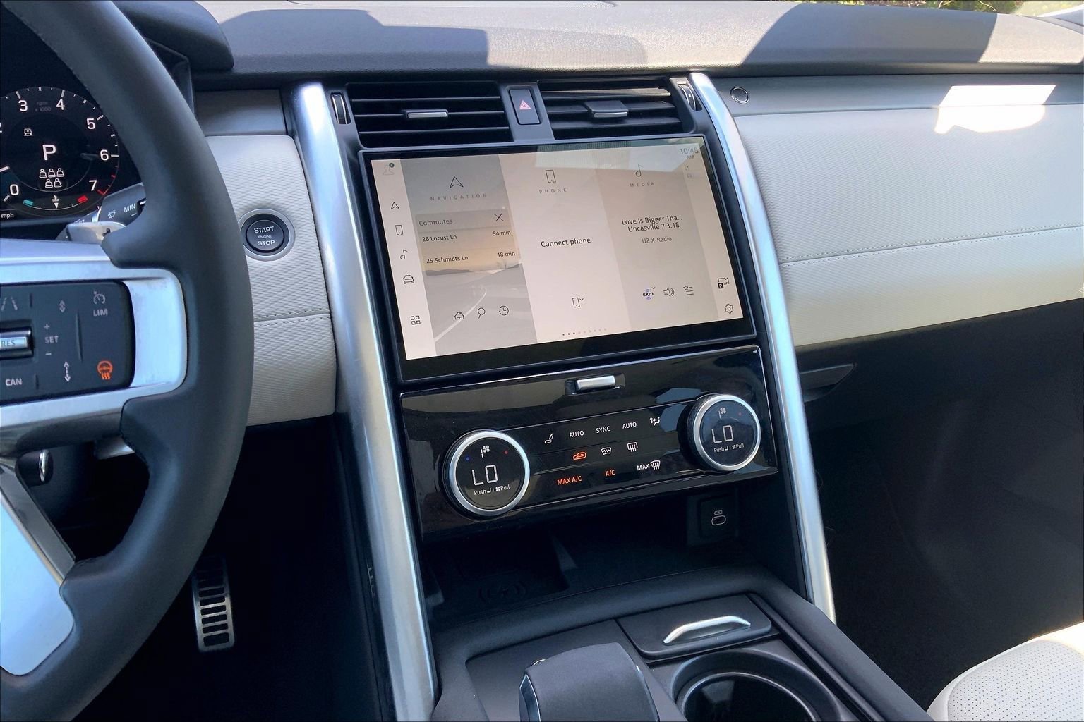 Certified 2025 Land Rover Discovery Dynamic SE AWD/4WD image 6