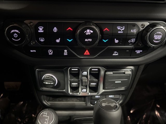 New 2025 Jeep Wrangler Sahara image 40