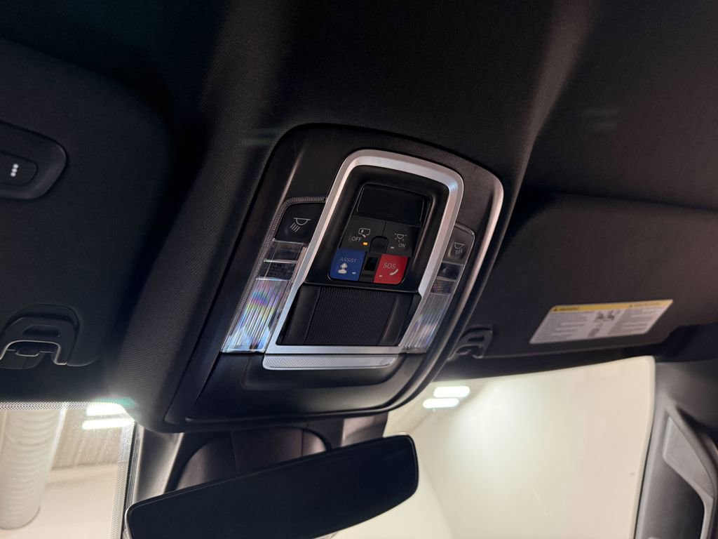 Used 2024 RAM 1500 Laramie image 86