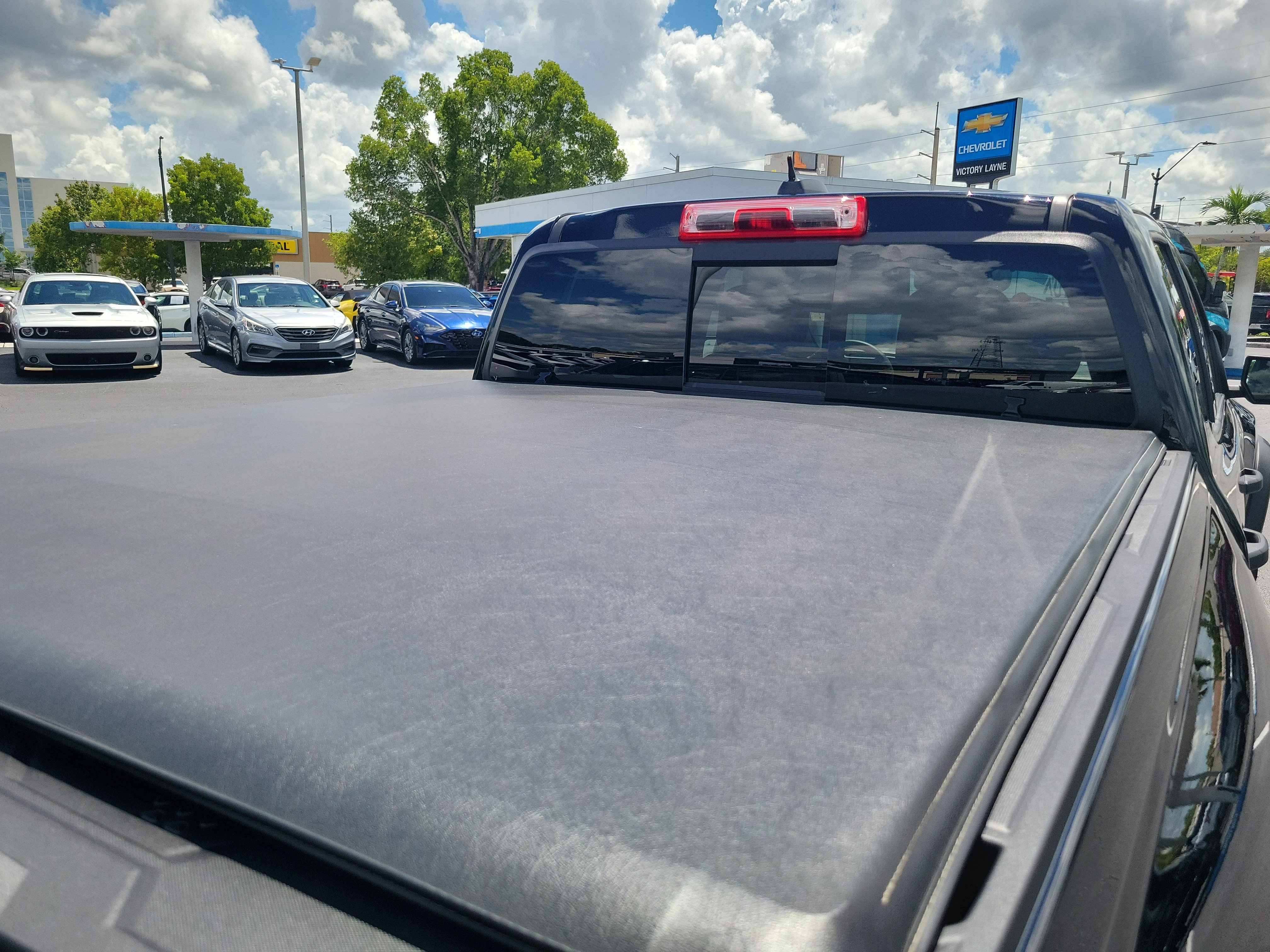 Used 2024 Chevrolet Colorado Trail Boss AWD/4WD image 7