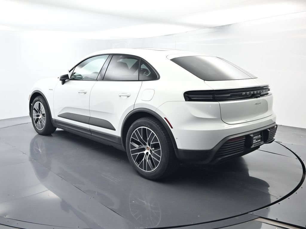 Certified 2025 Porsche Macan Electric RWD image 3