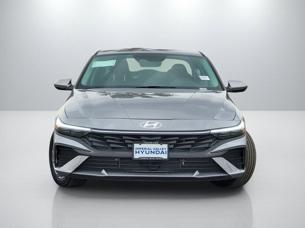 New 2026 Hyundai Elantra Blue FWD image 2