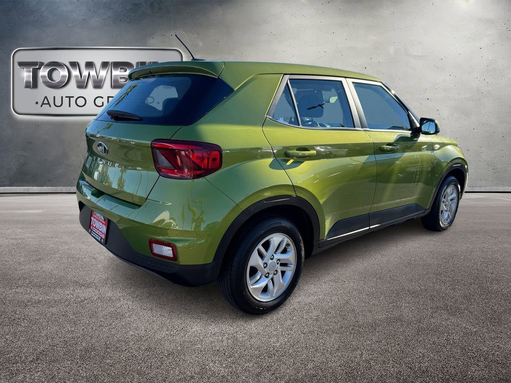 Used 2024 Hyundai Venue SE image 4