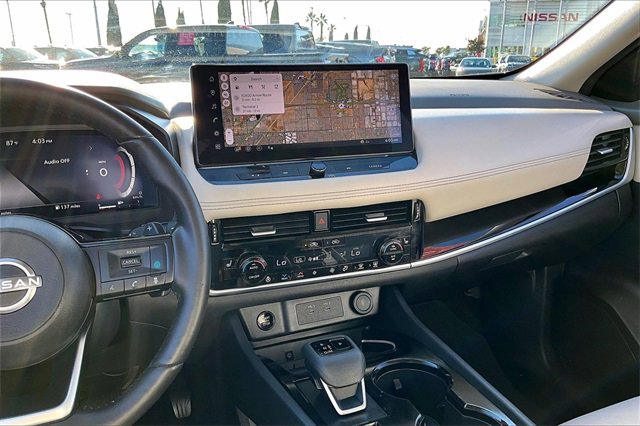 Certified 2024 Nissan Rogue SL w/ SL Premium Package image 9