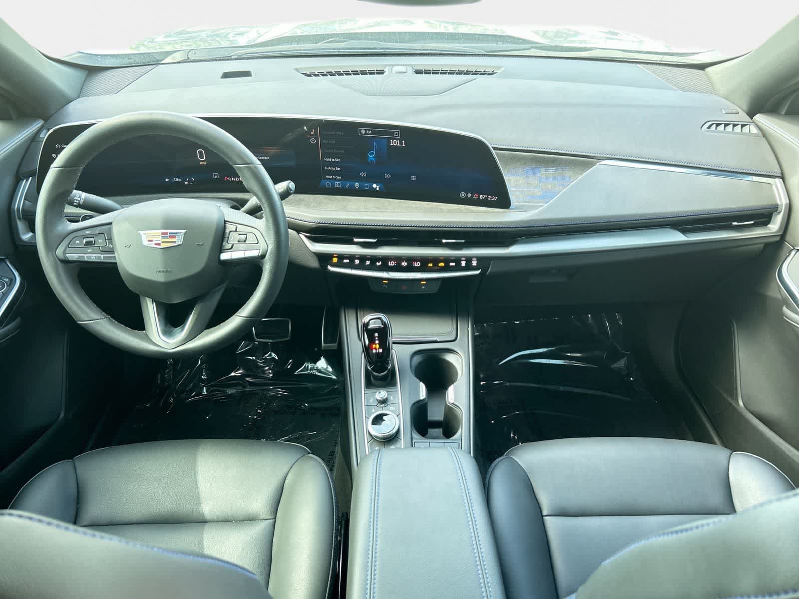 Used 2024 Cadillac XT4 Sport FWD image 15