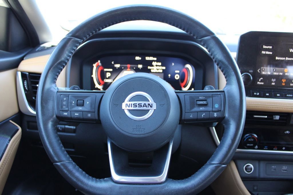 Used 2021 Nissan Rogue Platinum image 31