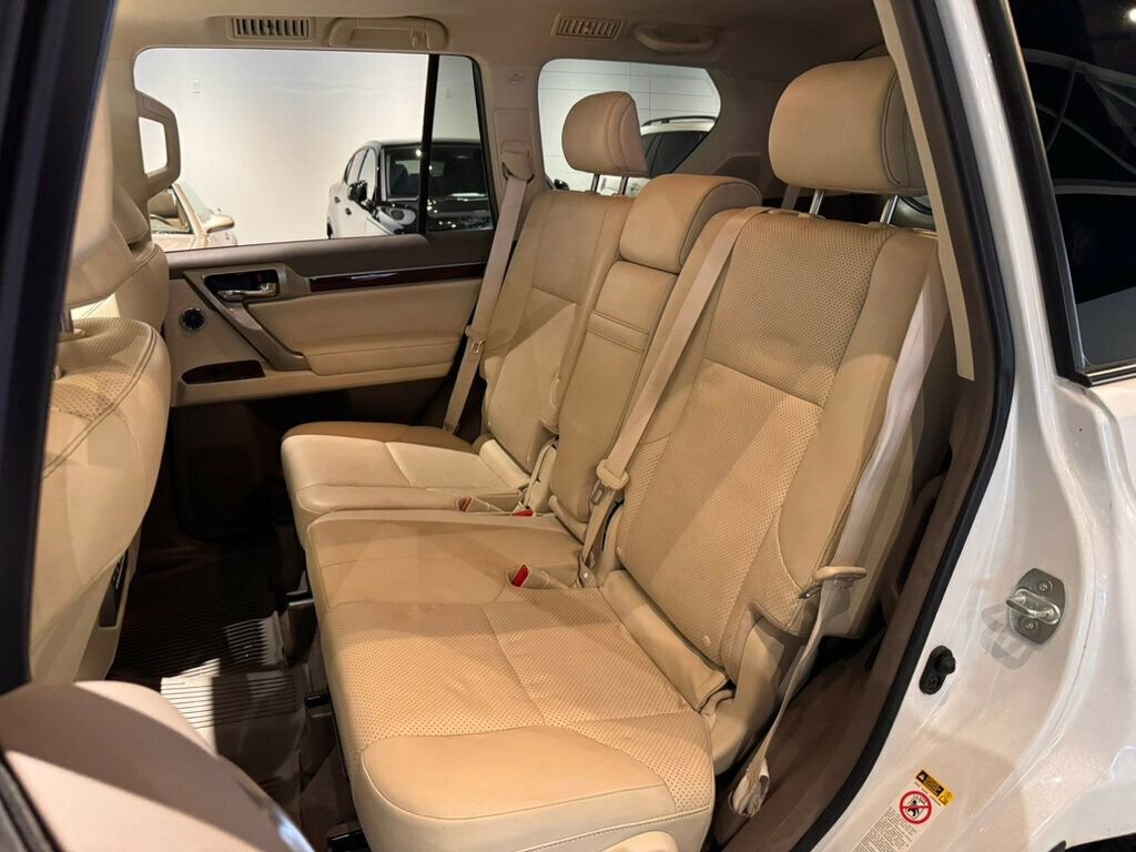 Used 2019 Lexus GX 460 Luxury image 20