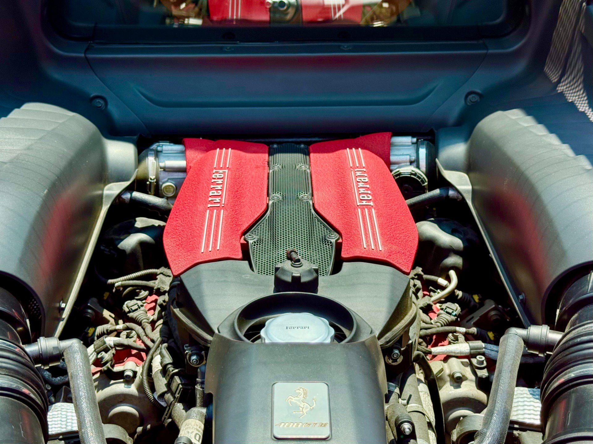 Used 2016 Ferrari 488 GTB image 77