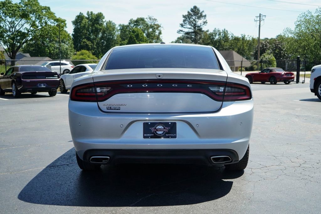 Used 2022 Dodge Charger SXT image 12