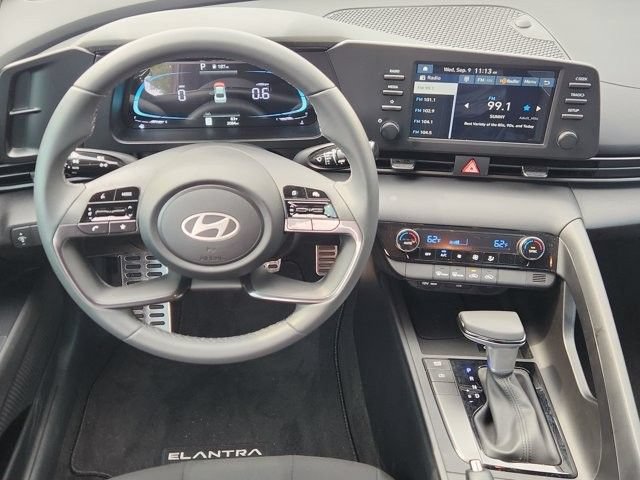Used 2026 Hyundai Elantra Sport FWD image 26