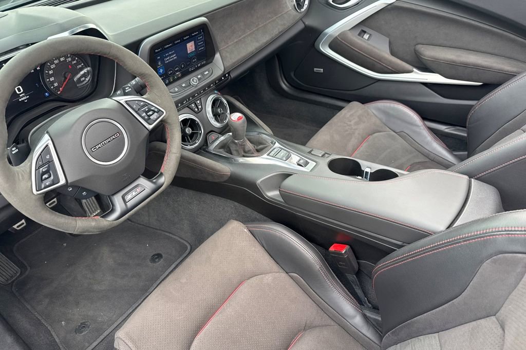 Used 2022 Chevrolet Camaro ZL1 image 11