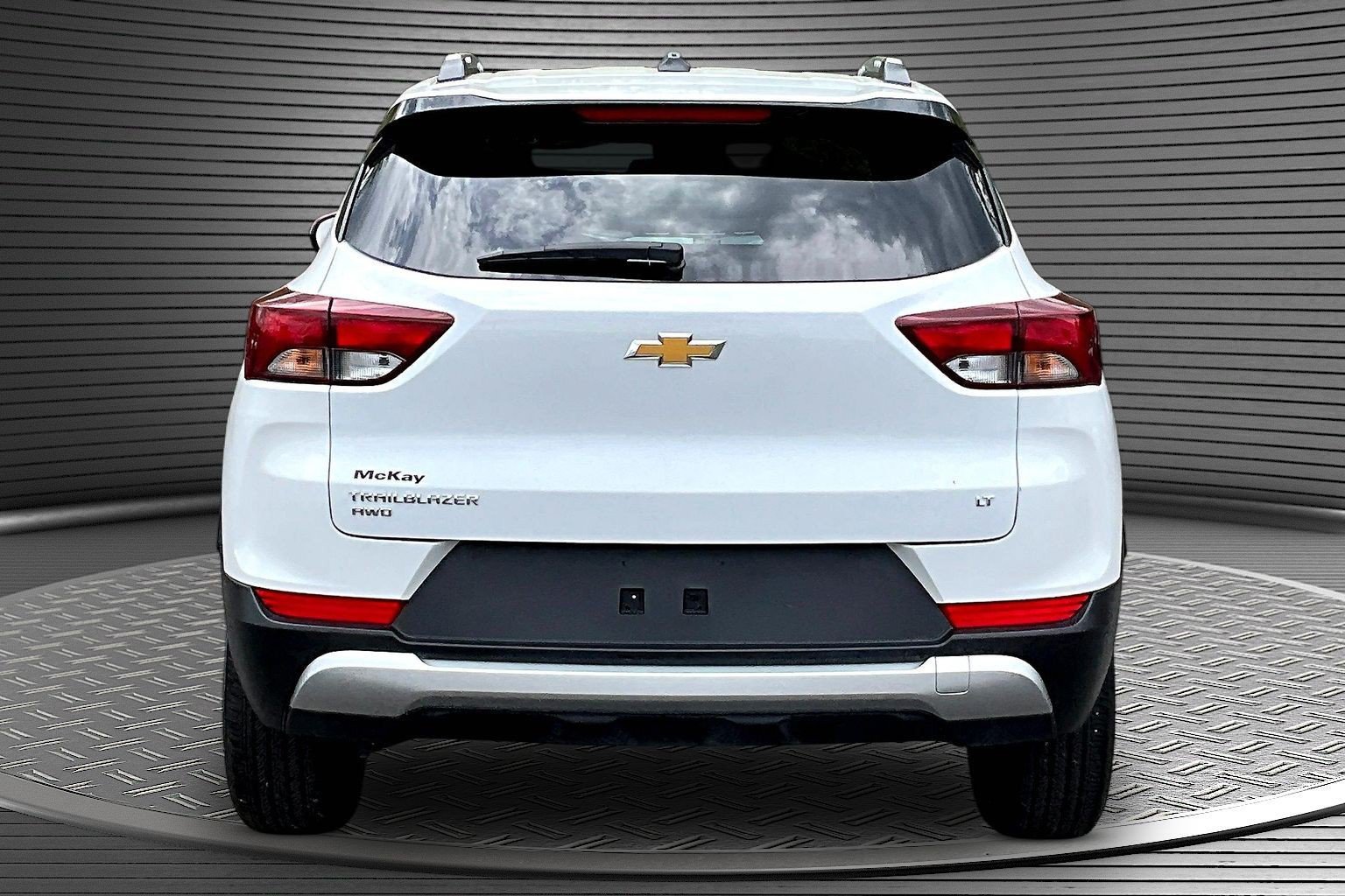 Used 2025 Chevrolet TrailBlazer LT AWD/4WD image 5